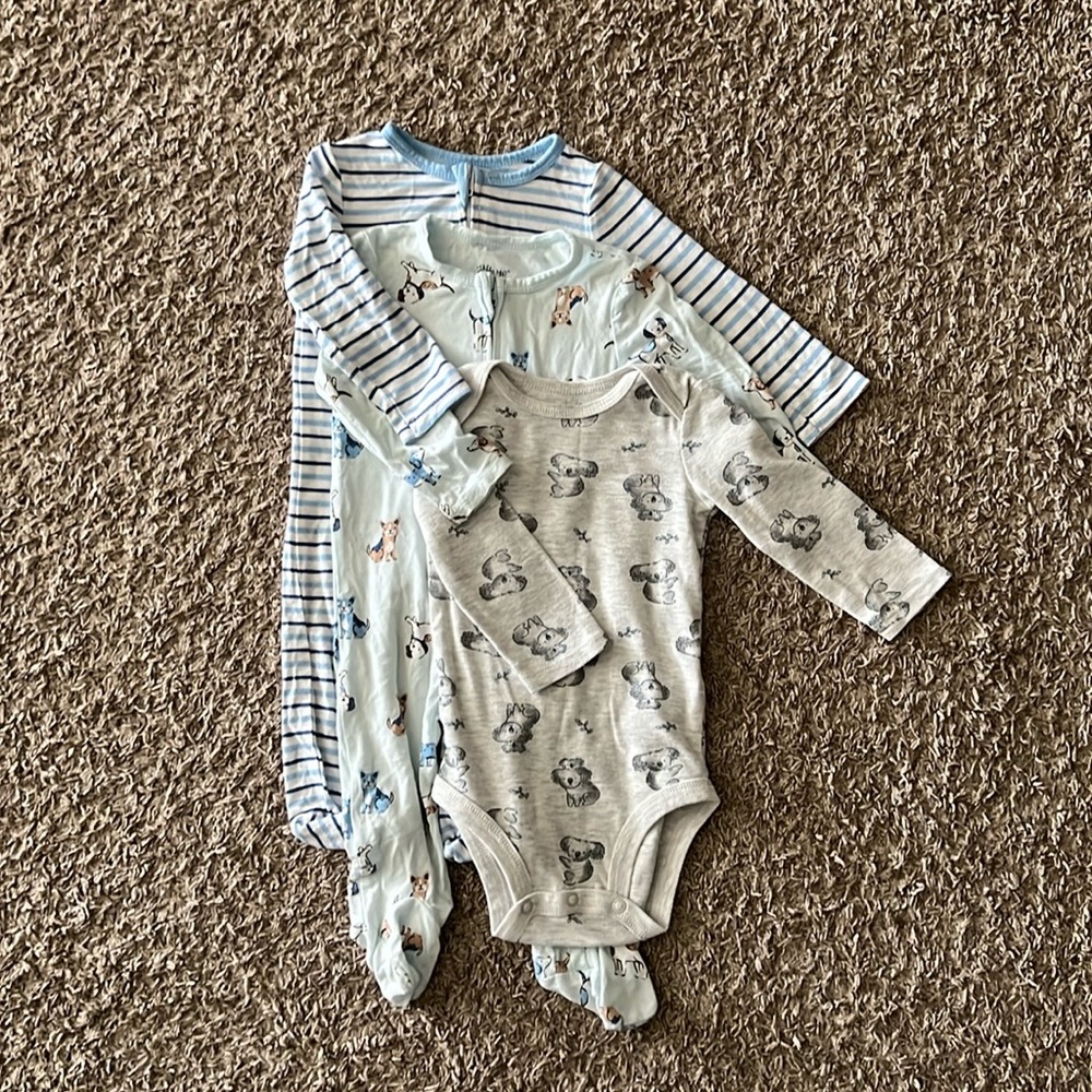 Baby footie
